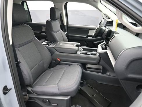 New 2025 Ford Expedition Max Active image 29