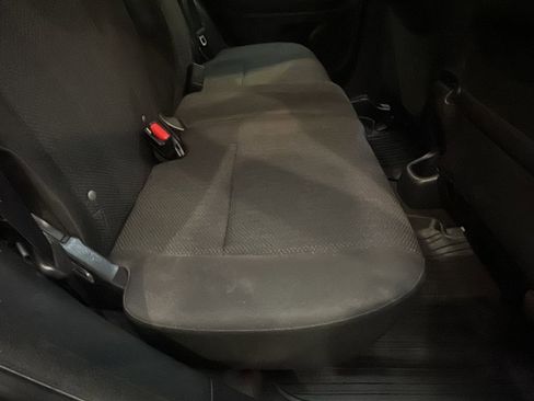 Used 2018 Honda HR-V LX image 13