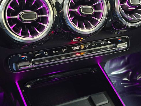 Certified 2023 Mercedes-Benz EQB 300 4MATIC image 28