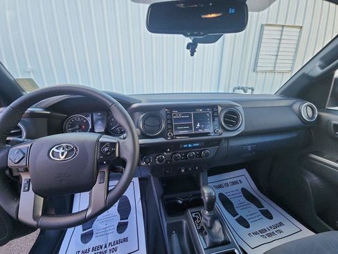 Used 2023 Toyota Tacoma TRD Off-Road image 20