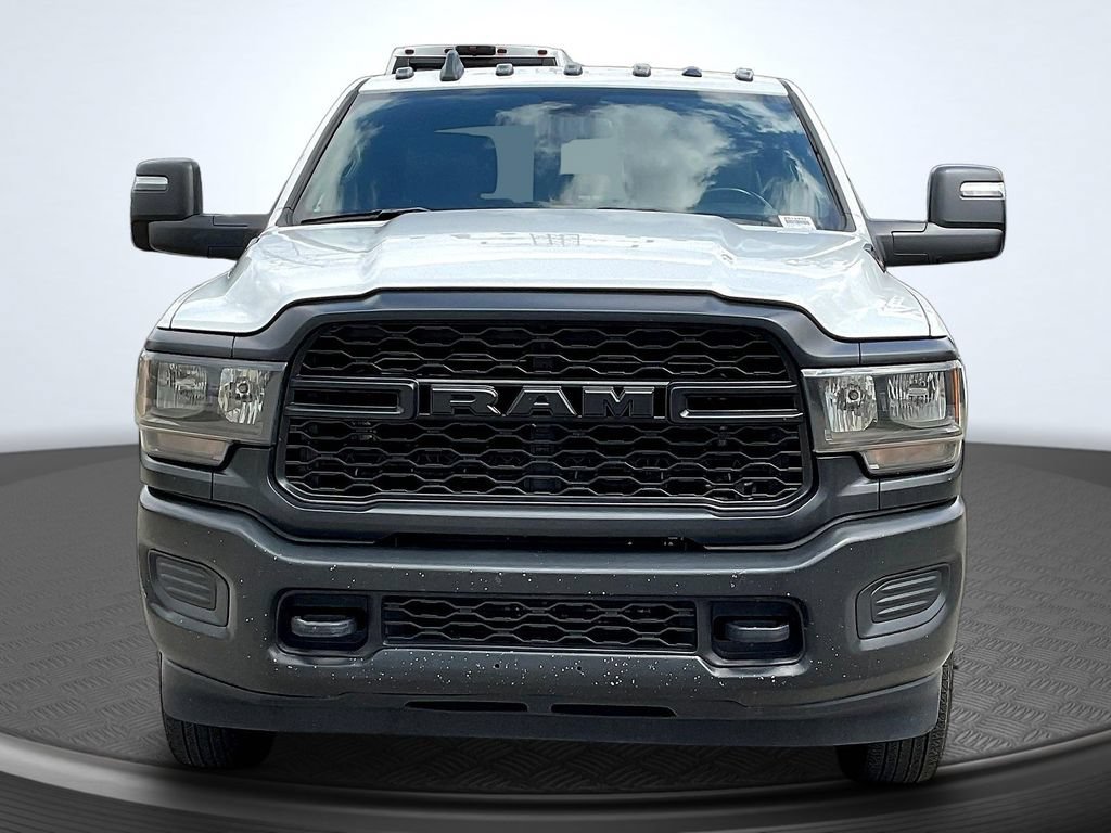 Used 2023 RAM 3500 Tradesman AWD/4WD image 2