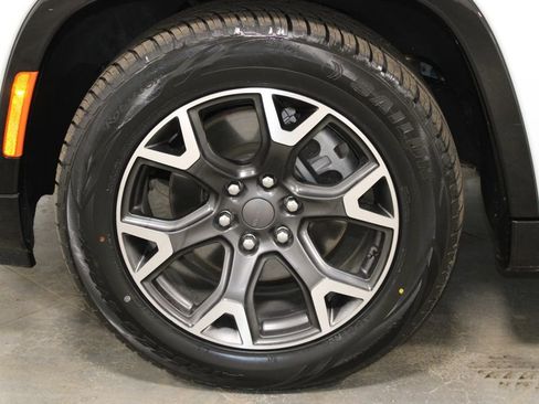 Used 2024 Jeep Wagoneer Series III image 21