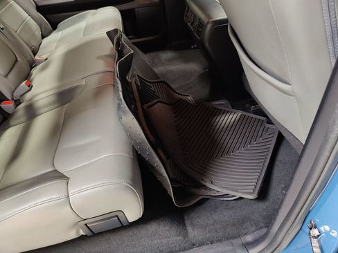 Used 2019 Toyota Tundra Limited w/ Limited Premium Package image 16