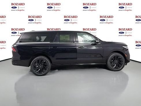 New 2026 Lincoln Navigator L Black Label AWD/4WD image 8