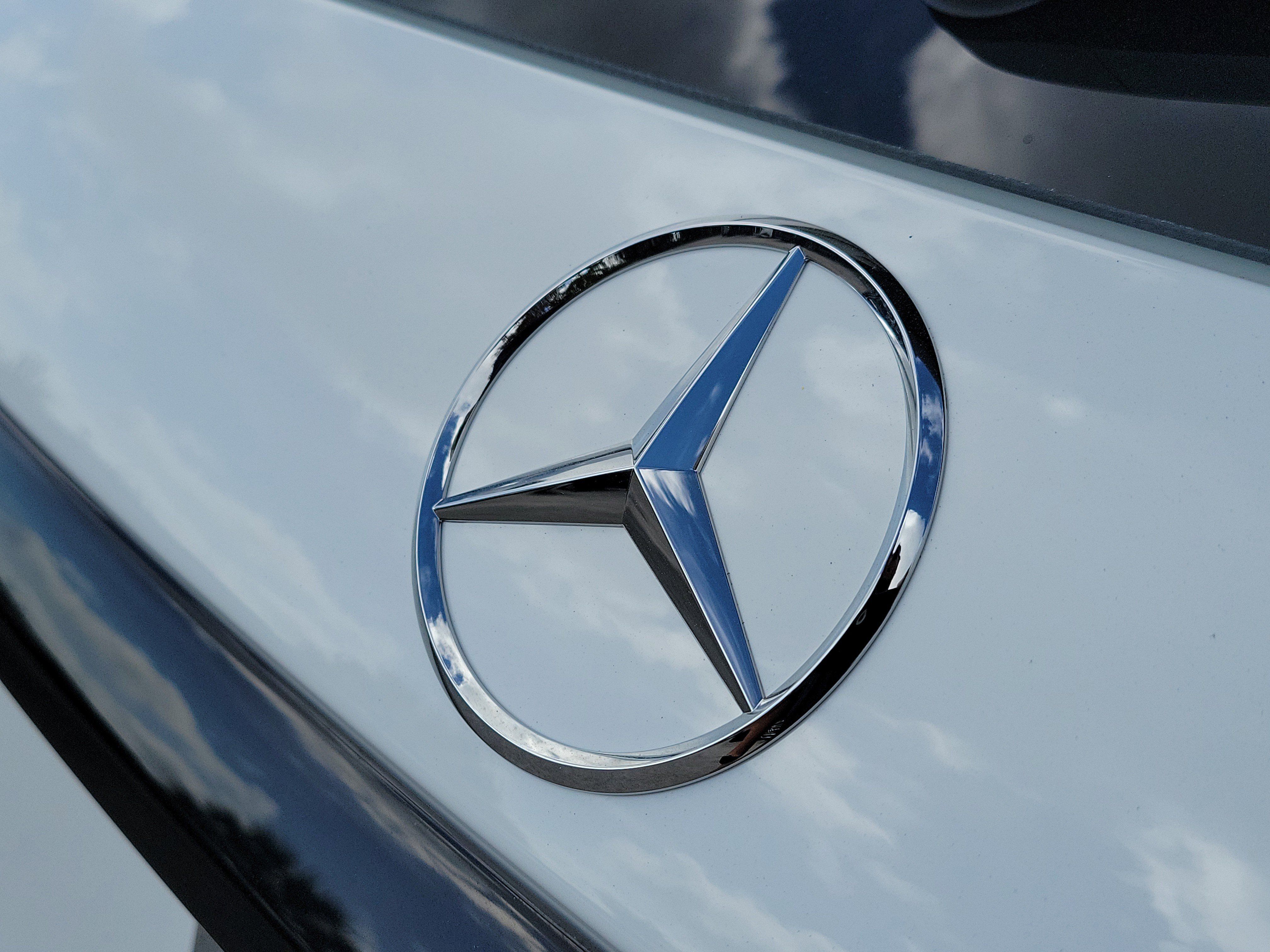 New 2026 Mercedes-Benz GLC 43 AMG 4MATIC image 32