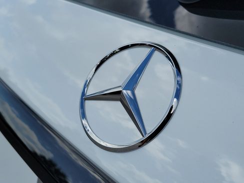 New 2026 Mercedes-Benz GLC 43 AMG 4MATIC image 32