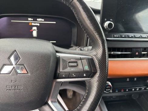 Used 2022 Mitsubishi Outlander SEL image 18