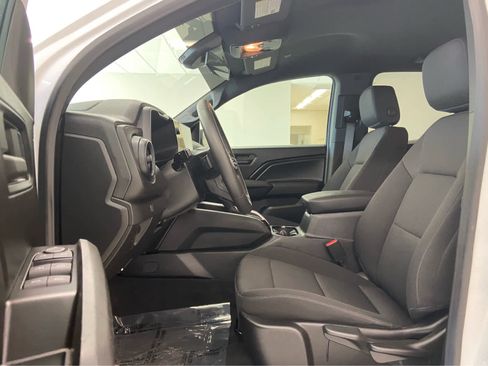 Used 2024 Chevrolet Colorado Trail Boss image 14