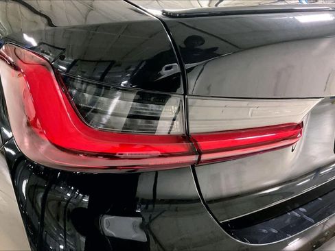 New 2026 BMW 330i Sedan w/ M Sport Package image 14