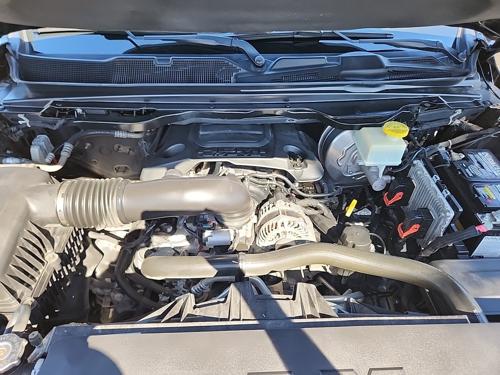 Used 2022 RAM 1500 Laramie AWD/4WD image 33