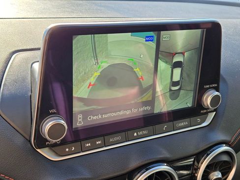 Used 2023 Nissan Sentra SR w/ SR Premium Package image 26