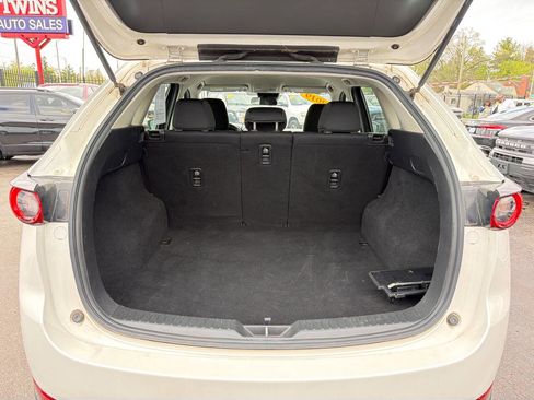 Used 2019 MAZDA CX-5 Sport FWD image 7