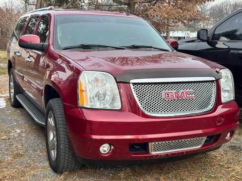 Used 2007 GMC Yukon XL Denali image 3