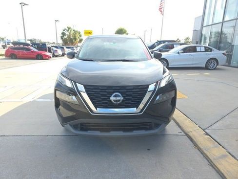 Used 2023 Nissan Rogue S image 9