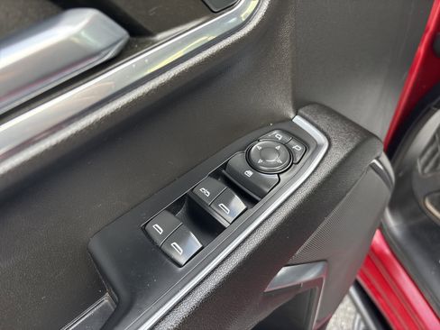 Used 2023 GMC Sierra 1500 Elevation image 17