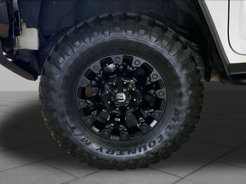 Used 2003 HUMMER H2 w/ Preferred Equipment Group AWD/4WD image 9