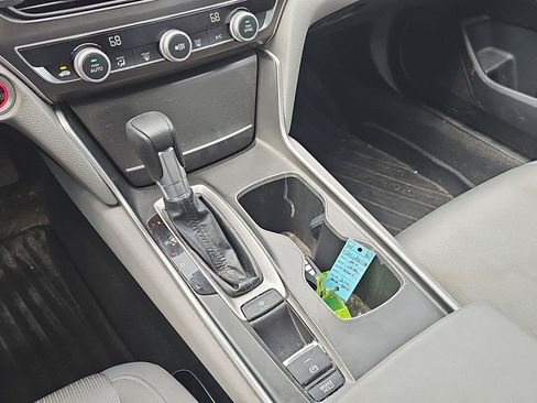 Used 2018 Honda Accord LX image 11