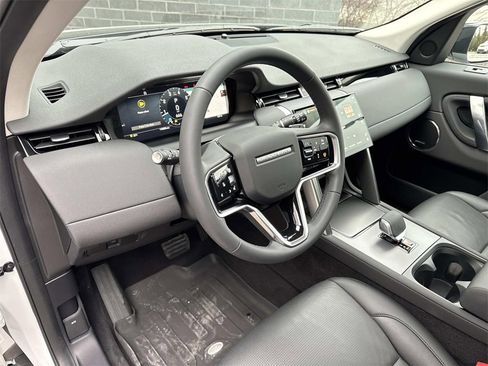 Certified 2025 Land Rover Discovery Sport S image 20