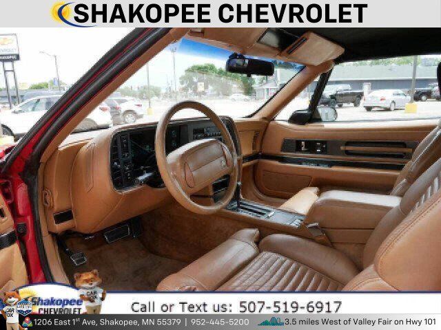 Used 1990 Buick Reatta Convertible FWD image 8