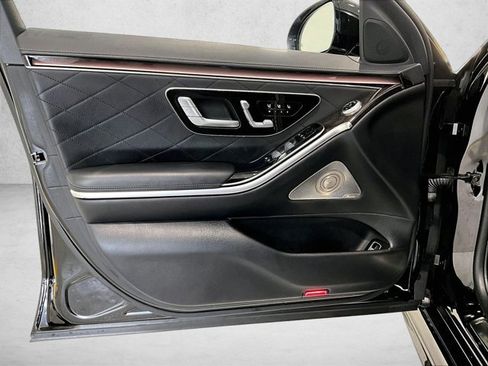 Used 2022 Mercedes-Benz S 580 4MATIC Sedan image 18