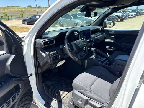 Used 2024 Toyota Tacoma SR RWD image 18