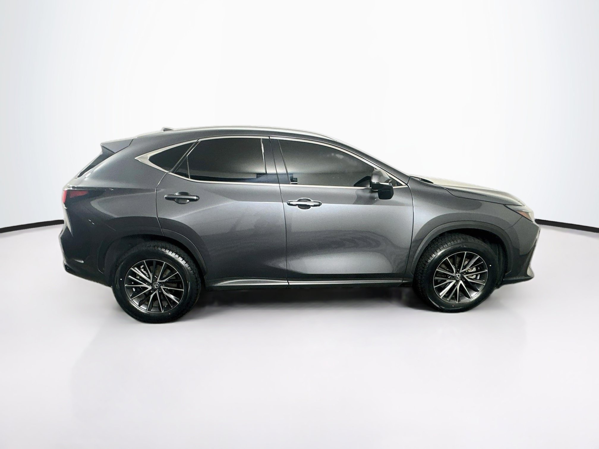 Used 2024 Lexus NX 250 FWD image 10