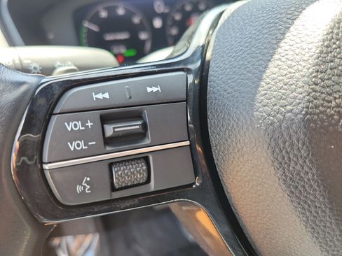 Used 2025 Honda Civic Sport image 26