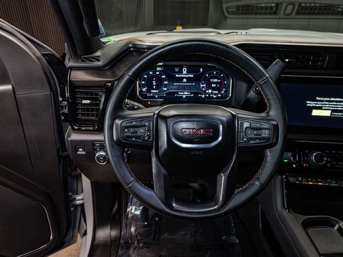 Used 2024 GMC Sierra 2500 AT4 w/ AT4 Premium Plus Package image 13