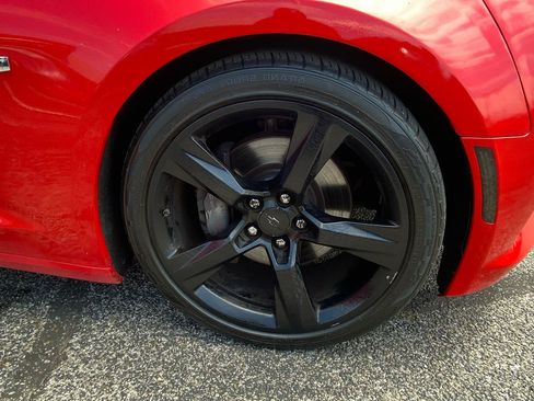 Used 2017 Chevrolet Camaro SS RWD image 34