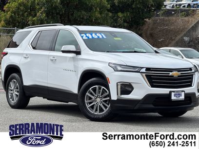 Used 2023 Chevrolet Traverse LT