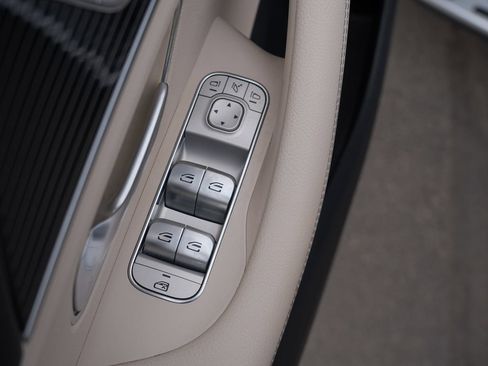 Used 2024 Mercedes-Benz GLE 450 4MATIC image 19