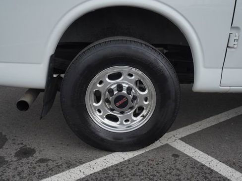 Used 2021 GMC Savana 3500 w/ Driver Convenience Package image 36