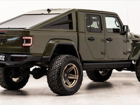 Used 2022 Jeep Gladiator Sport image 8
