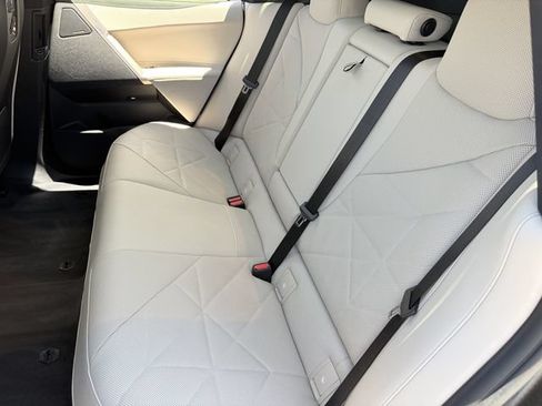 Certified 2024 BMW iX xDrive50 w/ Premium Package AWD/4WD image 19
