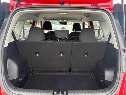 Used 2025 Kia Soul LX w/ LX Technology Package image 29