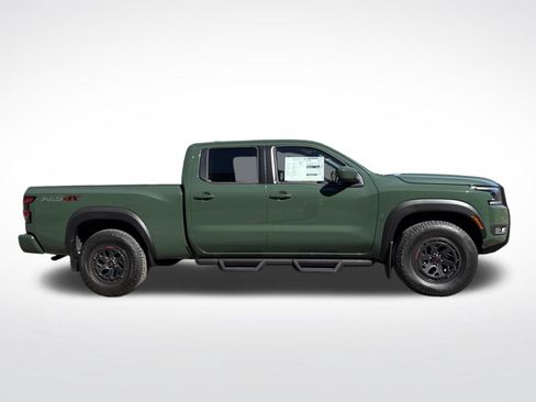 New 2026 Nissan Frontier PRO-4X w/ Tow Package AWD/4WD image 9