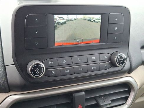 Certified 2021 Ford EcoSport S image 17