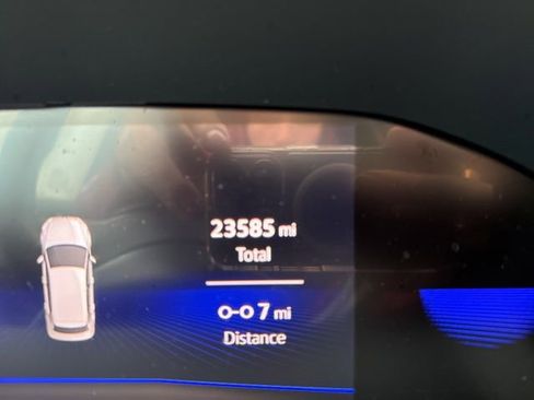 Used 2024 Volkswagen Taos S image 19