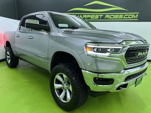 Used 2019 RAM 1500 Limited AWD/4WD image 2