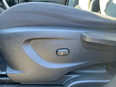 Used 2018 Chevrolet Trax LS w/ LPO, Protection Package FWD image 19
