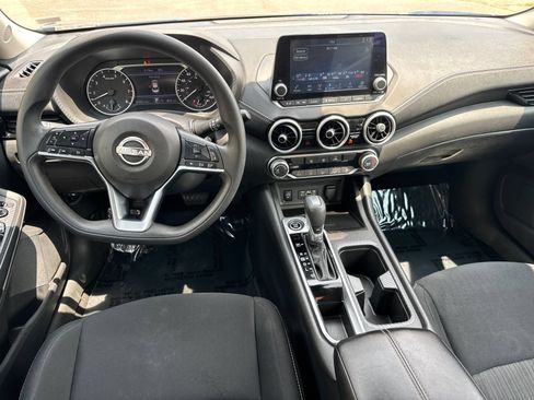 Used 2024 Nissan Sentra SV FWD image 22