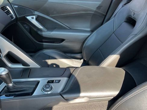 Used 2014 Chevrolet Corvette Stingray 2dr Coupe w/ 3LT Preferred Equipment Group image 17