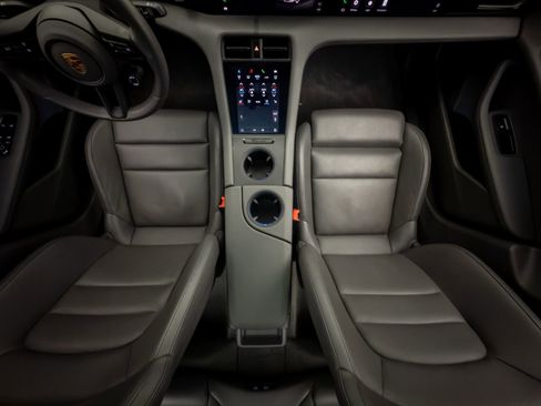 Used 2023 Porsche Taycan w/ Premium Package RWD image 16