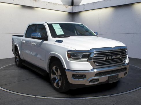 Used 2022 RAM 1500 Laramie AWD/4WD image 2