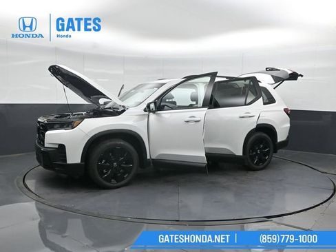 New 2026 Honda Pilot Black Edition image 50