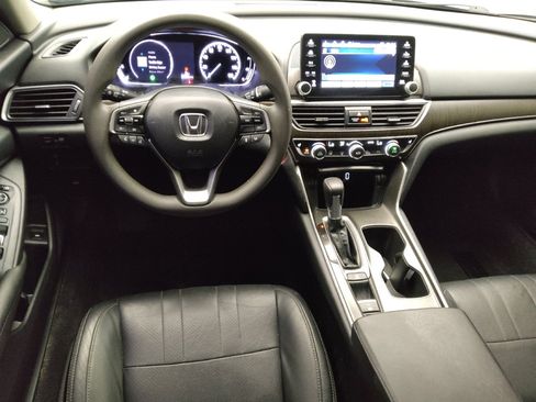 Used 2020 Honda Accord EX image 22