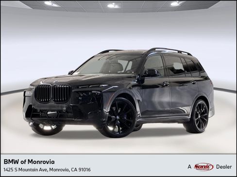 Used 2024 BMW X7 xDrive40i w/ M Sport Package AWD/4WD image 1