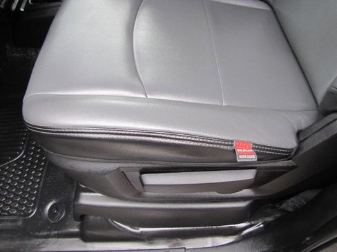 Used 2022 RAM 3500 Tradesman w/ Max Tow Package image 15