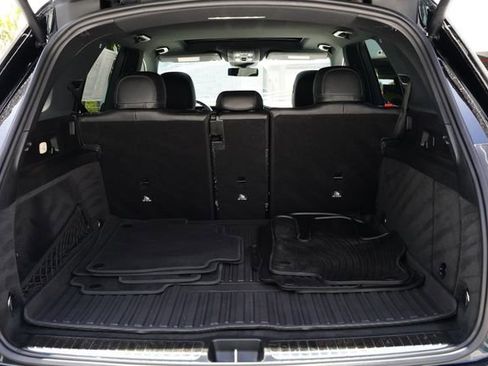 Used 2021 Mercedes-Benz GLE 350 4MATIC w/ Premium Package image 17