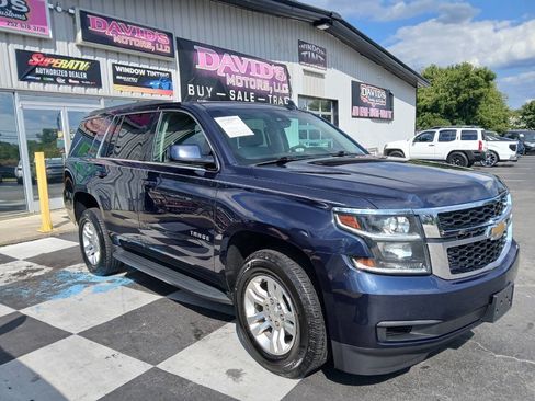 Used 2017 Chevrolet Tahoe LT image 3